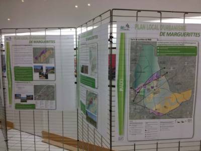 8. PANNEAUX D’EXPOSITION PUBLIQUE – CONCERTATION DE PLU ET DE ZAC